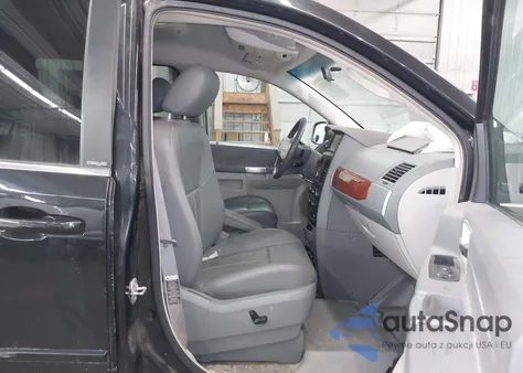 2008 Chrysler Town & Country Touring из США, поврежденный, VIN 2A8HR54P08R779374